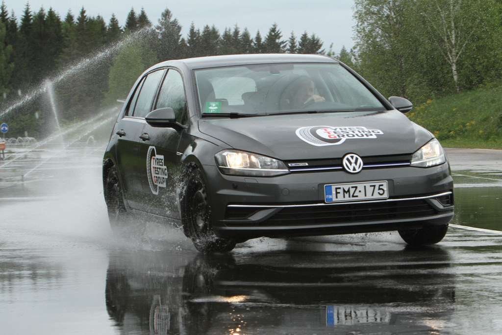 тест зимних шин