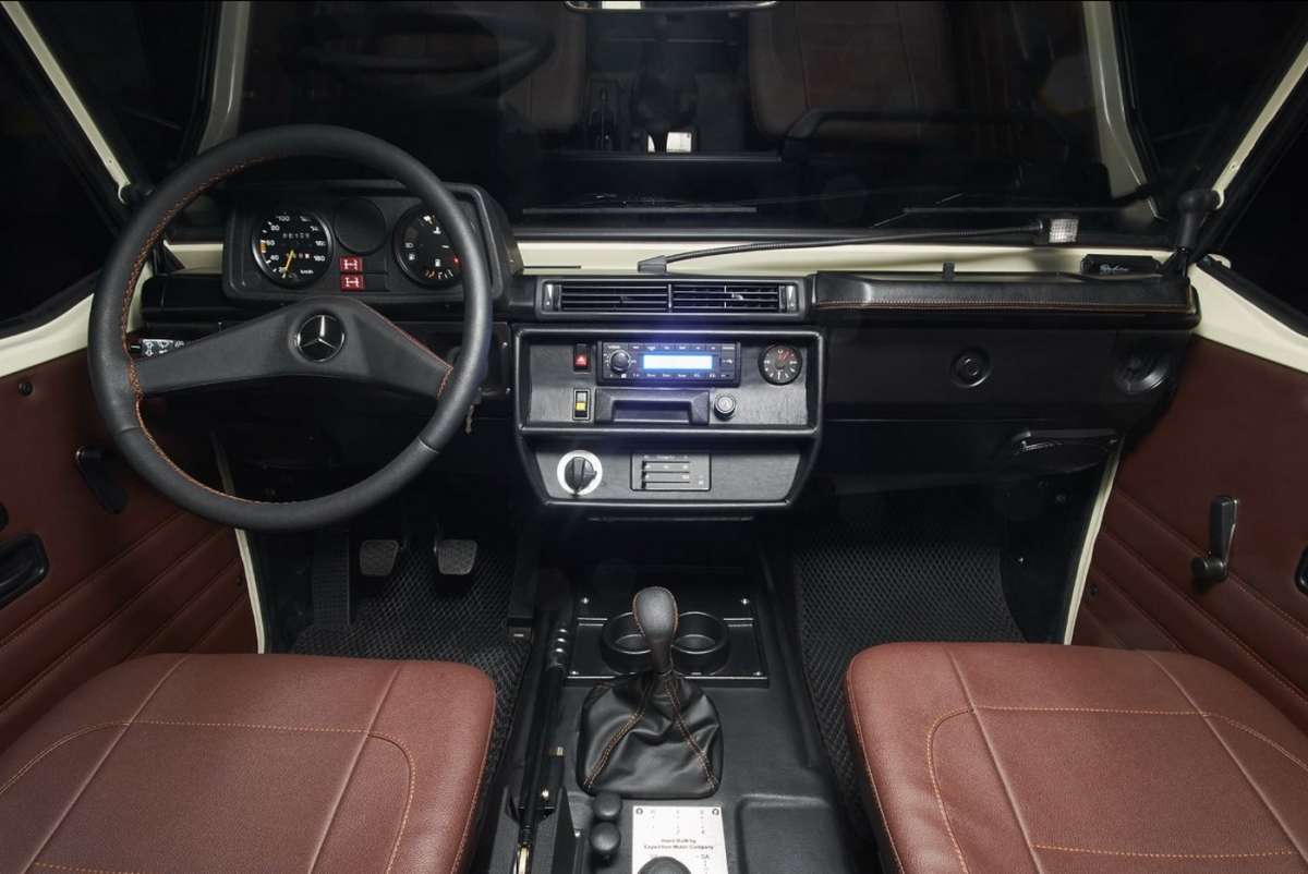 Эксклюзивный десантный Гелендваген продают по цене нового Porsche Cayenne Эксклюзивный десантный Гелендваген продают по цене нового Porsche Cayenne