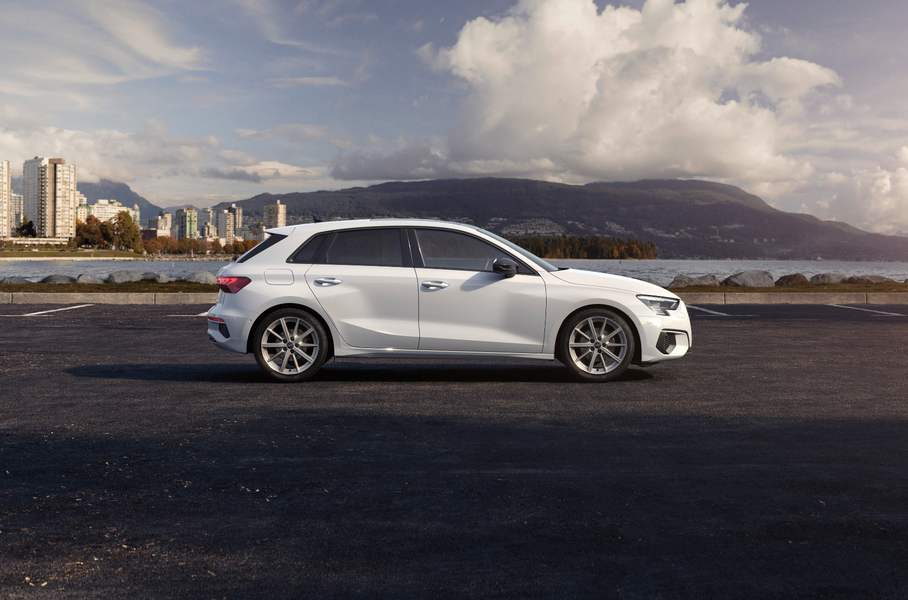 Новый хэтчбек Audi A3 обзавелся газовой версией g-tron
