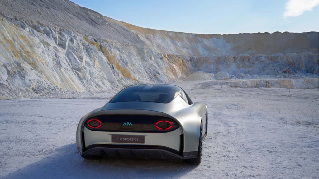 AIM EV Sport 01