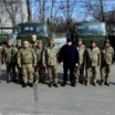 Мер Дніпра передав військовим цікаві повнопривідні вантажівки
