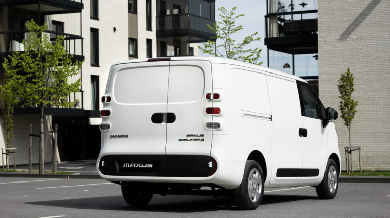 Тест-драйв Maxus eDeliver 5: компактний електромобіль для міської логістики