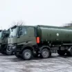 Воздушные силы получили новые автотопливозаправщики на шасси Renault Trucks