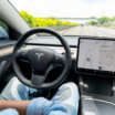 Tesla змінює правила гри та переводить автопілот у новий формат