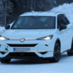 Volkswagen вывел на тесты заряженный T-Roc (фото)