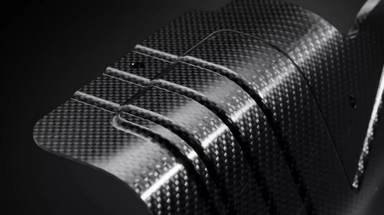 Red Bull допоміг покращити рестомоди Singer